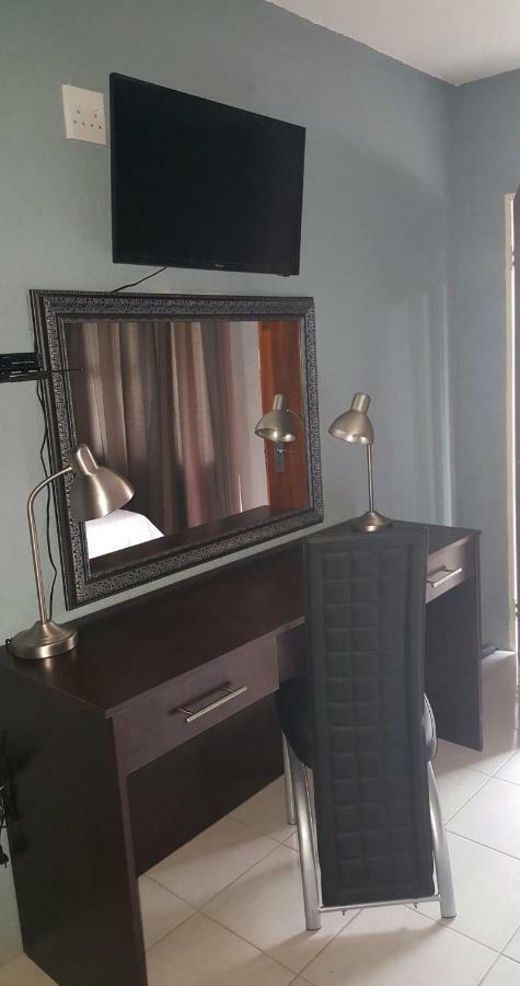 Silver Rest Guesthouse مافكينج المظهر الخارجي الصورة