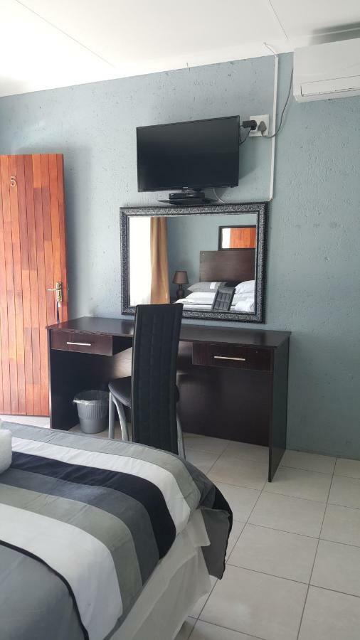 Silver Rest Guesthouse مافكينج المظهر الخارجي الصورة